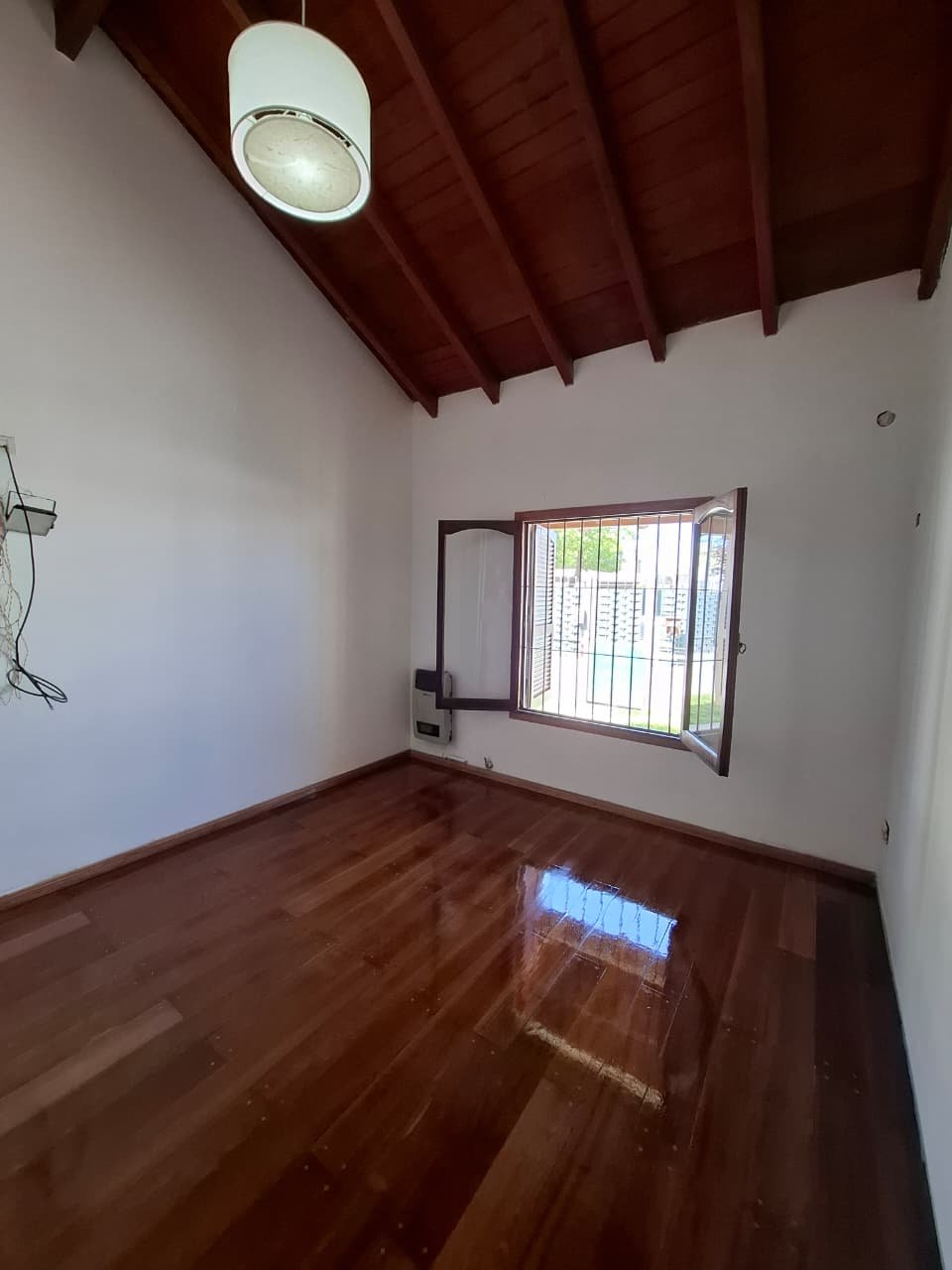 WhatsApp Image 2025-10-30 at 13.54.46 (1)